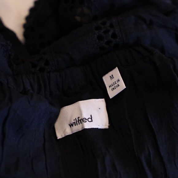 NWT Aritzia Wilfred Black Hollande Off Shoulder Lace Blouse Sz M - Picture 5 of 8